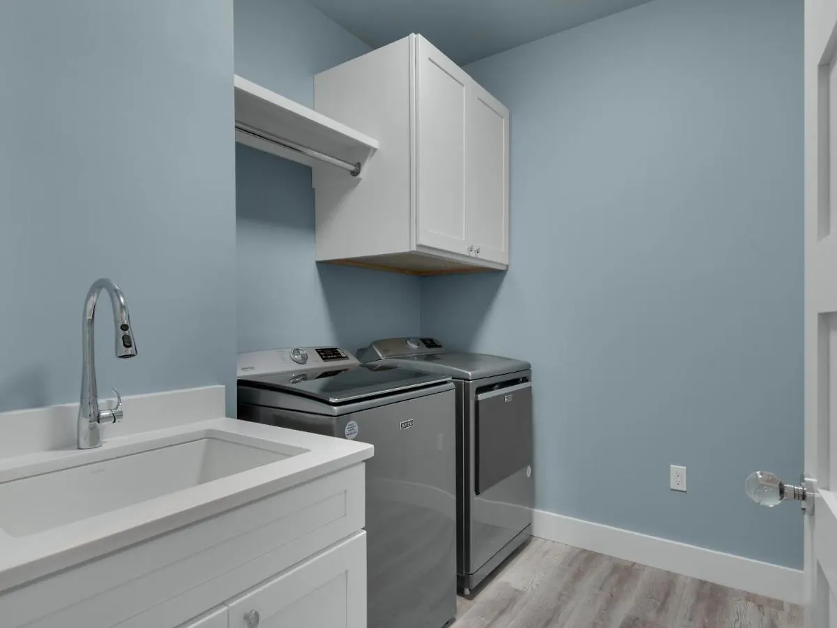 Starboard Side By Newman-Dailey Villa Destin Holiday home